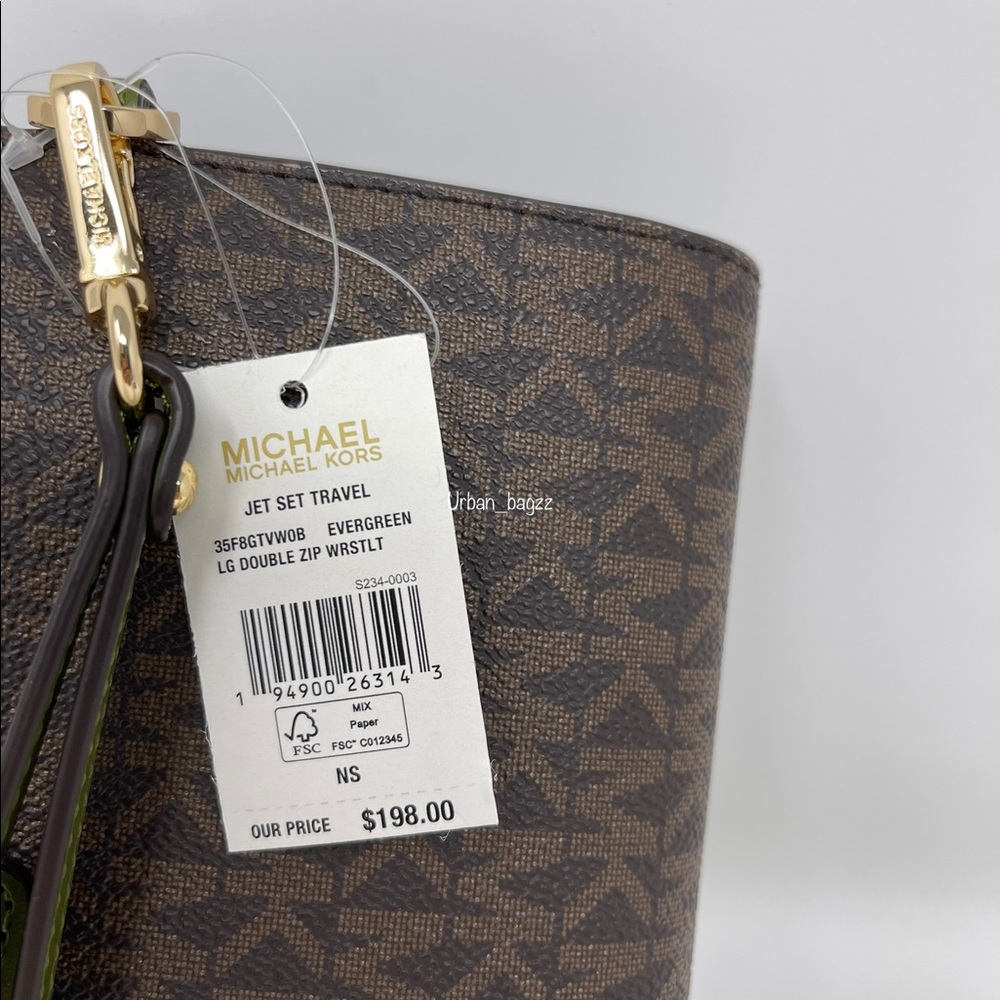 Michael Kors Hope Medium Messenger and Wallet - Picture 14 of 15